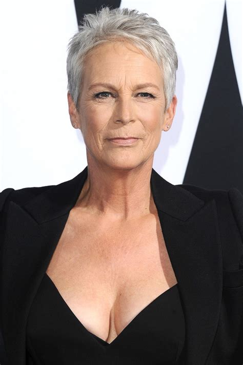 Jamie Lee Curtis – “Halloween” Premiere in Los Angeles • CelebMafia