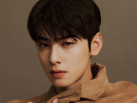 Cha Eun Woo ASTRO Ungkap Pernah Merasa Insecure dengan Penampilannya