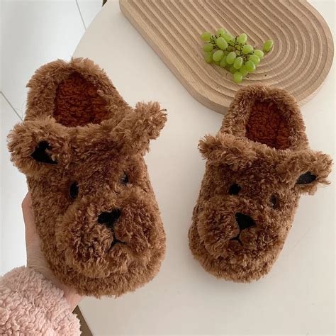 PLUSH BEAR SLIPPERS (5.5-9.5)