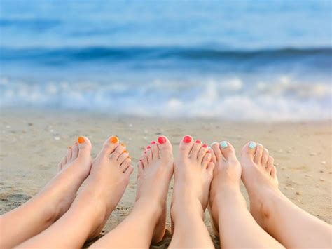 Related image | Summer pedicure, Summer pedicure colors, Pedicure