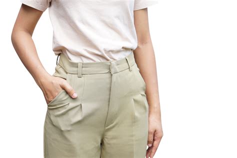 Woman putting hands in pants pockets 20952486 PNG