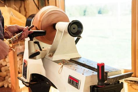 Consider Buying a Mini Wood Lathe for Small Woodturning Projects