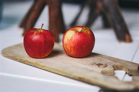 red apples, apples, Apple, fruit, healthy, snack, red, food | Piqsels