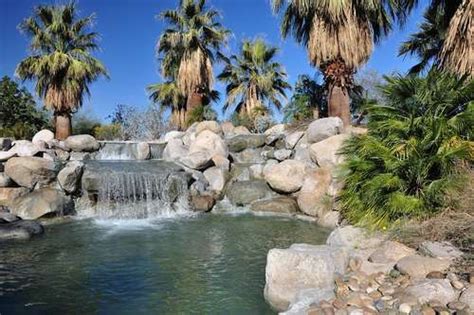 Thanks to the San Andreas Fault, you'll find a number of natural hot springs in the Palm Springs ...