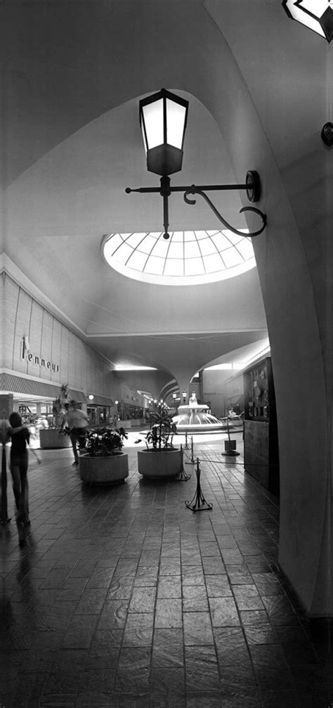 Great Historic Photos of Boulevard Mall Las Vegas – Timo Kuusela, CSM