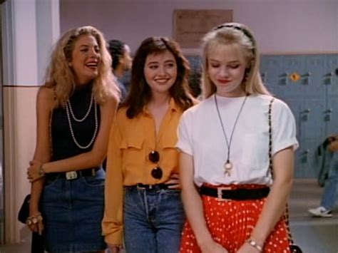 21 Style Lessons From 'Beverly Hills 90210' That Still Influence Fashion Today — PHOTOS