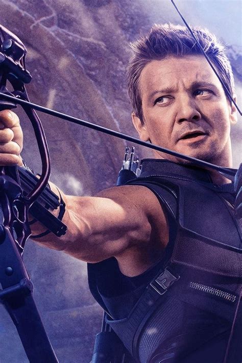 Close Up of Jeremy as Hawkeye in Captain American - Civil War | Marvel ...