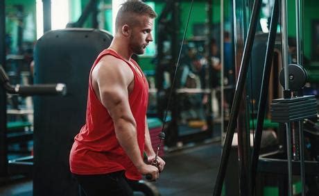 Triceps Pressdown: Top 6 Benefits of Doing This Exercise - Paperblog