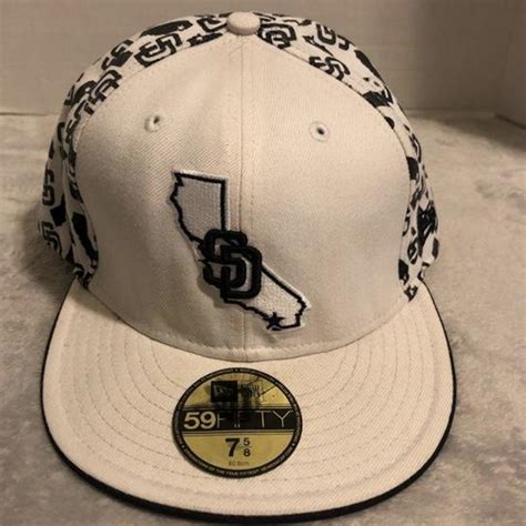 San Diego Padres Fitted hat. size 7 5/8. in good... - Depop