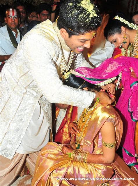 Allu Arjun Wedding Photo Gallery Stills Allu Arjun Marriage Reception Pictures Videos