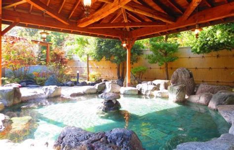 10 Best Spots for Onsen Day Trips from Tokyo | All About Japan