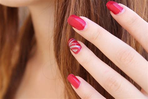 7 Amazing Biotin Benefits for Your Hair and Nails History Of Nail Polish, Nail Tips, Nail Ideas ...