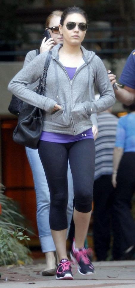 Mila Kunis rocks her workout gear out and about on Sunday (October 30 ...