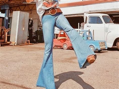 Bell Bottom Jeans – The Iconic 70s Jean Style and Heritage - ZEVA DENIM