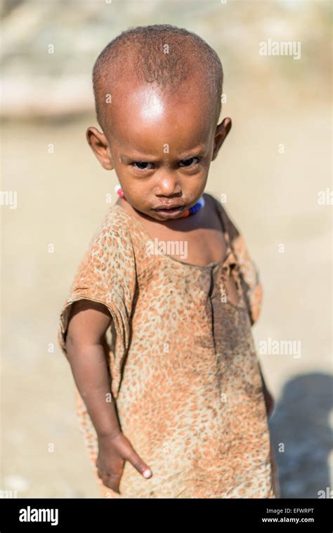 Little Girl Ethiopia Stock Photos & Little Girl Ethiopia Stock Images ...