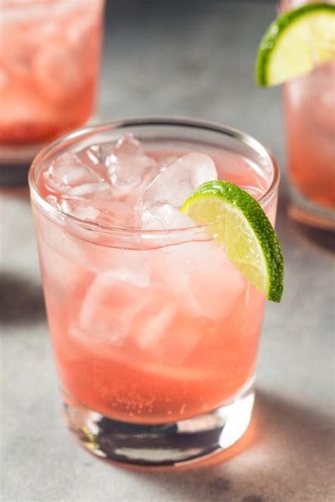 15 Easy Pink Whitney Drink Recipes - Insanely Good