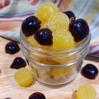 Gelatin Gummies: Made With Juice - A Healthy Bite of Fat