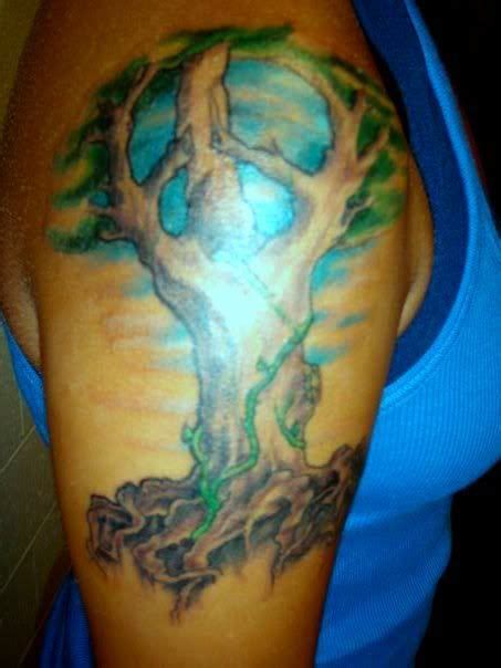 Got my second tattoo tonight | Tree tattoo, Tattoos, Sycamore tree