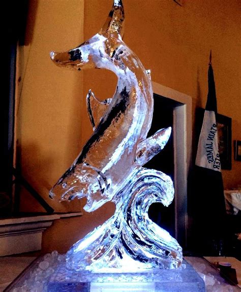 Shark ice sculpture | Ice sculptures, Ice carving, Snow sculptures