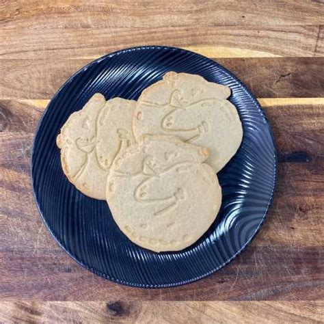 The Croissant Cookie Cutter - SassArtworks