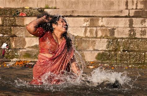 Holy Bath in River Ganges in Varanasi Editorial Photo - Image of asia, morning: 23967786