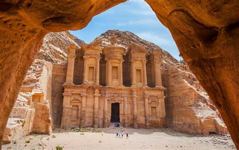 Jordan tourism revenue hits $7.4bn - Arabian Business: Latest News on ...