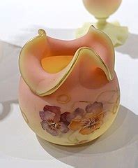 File:Vase, Mount Washington Glass Company, New Bedford, Massachusetts ...