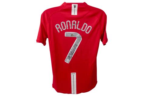 Cristiano Ronaldo Signed Manchester United Jersey (Beckett) | Pristine Auction