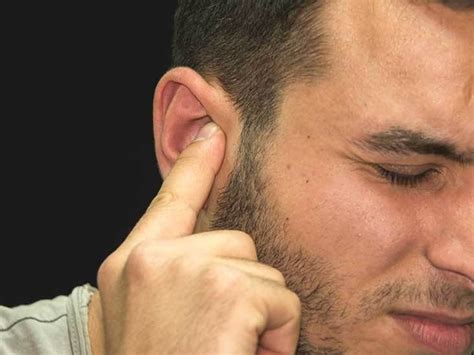 Ear Barotrauma: Causes, Diagnosis and Treatments | Clogged ears, Unclog ears, Eustachian tube ...