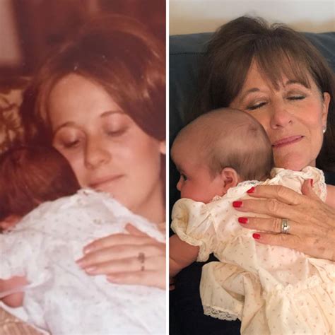 40+ People Who Brilliantly Recreated Their Family Photos in 2023 | Family photos, Recreated ...