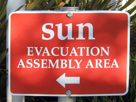 Sun Evacuation Assembly Area | In an emergency, go thataway!… | Flickr