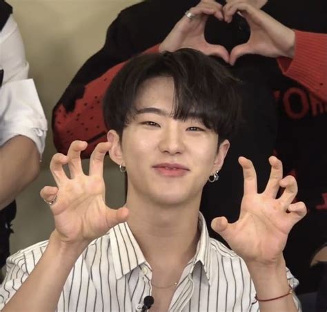 [VLIVE] HOSHI | Seventeen kpop, Hoshi seventeen, Seventeen