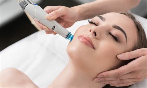 HydraFacial Dubai for men and women up to 50% Best Offers