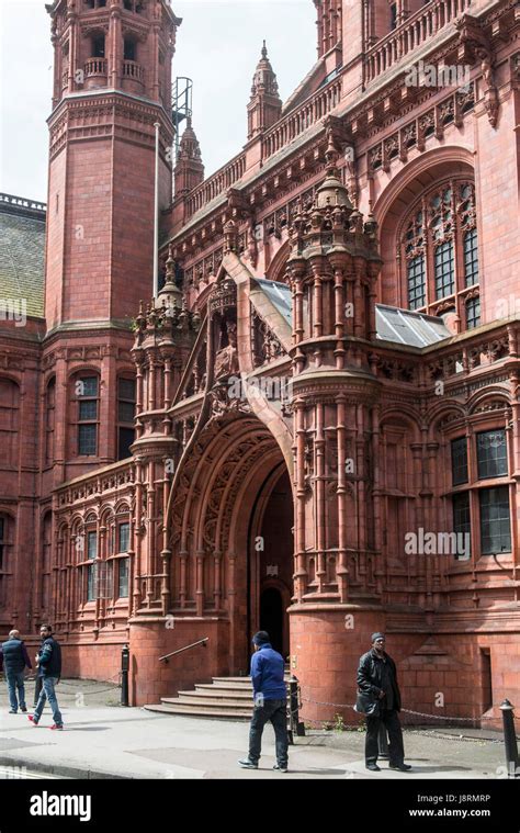 Birmingham Magistrates Court Building Stock Photo - Alamy