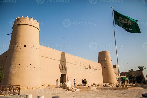 Al Masmak Palace Museum in Riyadh, Saudi Arabia 15548716 Stock Photo at Vecteezy