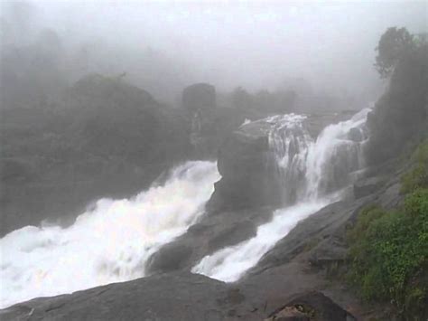 Atukkad Waterfalls, Munnar - Timings, Swimming, Entry Fee, Best Season to Visit