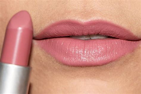 MAC Faux Lipstick - Perfect Mauve-Pink Shade