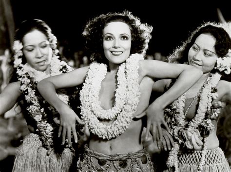 5 Latin American Actresses Who Conquered Old Hollywood