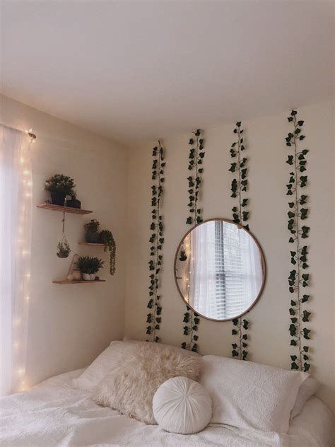 Awesome Aesthetic Bedroom Wall Inspo Photos | Jenycontacto