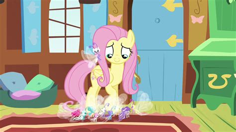 Image - Fluttershy smiling at Breezies S4E16.png | My Little Pony Friendship is Magic Wiki ...