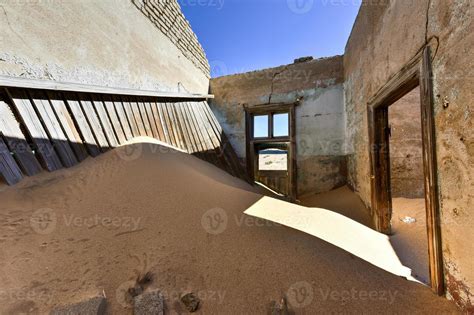 Ghost town Kolmanskop, Namibia 16101907 Stock Photo at Vecteezy