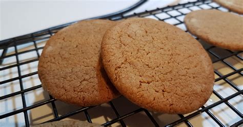 Crisp Ginger Biscuits | Recipe | Thermomix recipes, Biscuit recipe ...