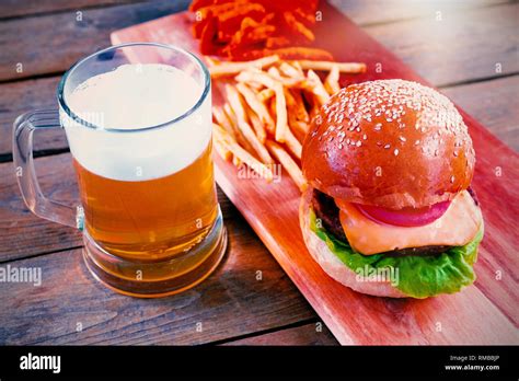 Burger fries and drink hi-res stock photography and images - Alamy