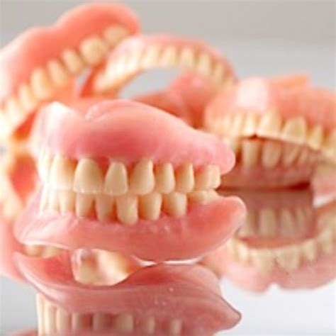 Poligrip and Fixodent Class Action Lawsuits Filed in Canada - AboutLawsuits.com