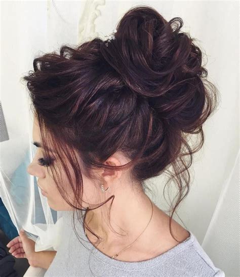 40 Updos for Long Hair - Easy and Cute Updos for 2024 | Long hair updo, Bun hairstyles for long ...