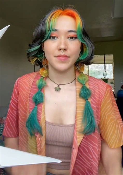 Pin by medeea on hime haircut and jellyfish haircut! ★彡 | Hair designs ...