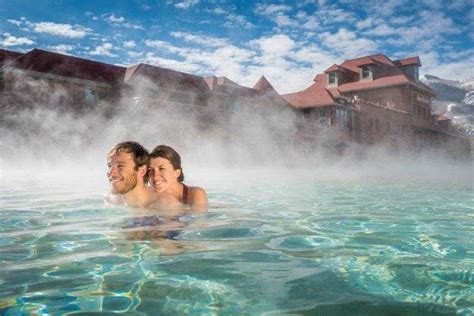 Swimming at Glenwood Hot Springs Pool | Glenwood Hot Springs Lodge ...