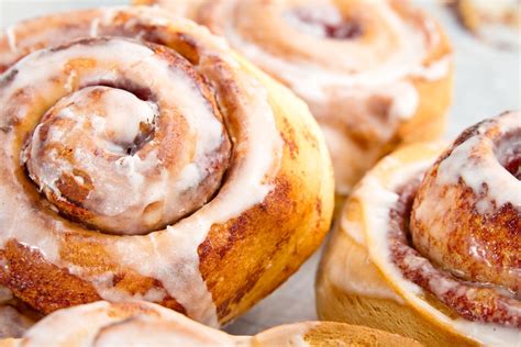 Giant Cinnamon Roll – Store – Baby doll bakery