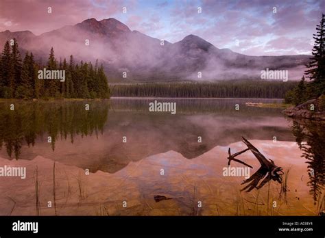 Pyramid Lake 2 Stock Photo - Alamy