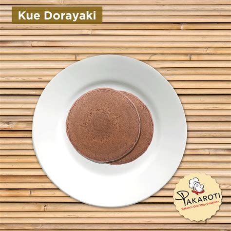 Dorayaki adalah cemilan tradisional Jepang. Kue favorit tokoh kartun Doraemon ini menggunakan ...